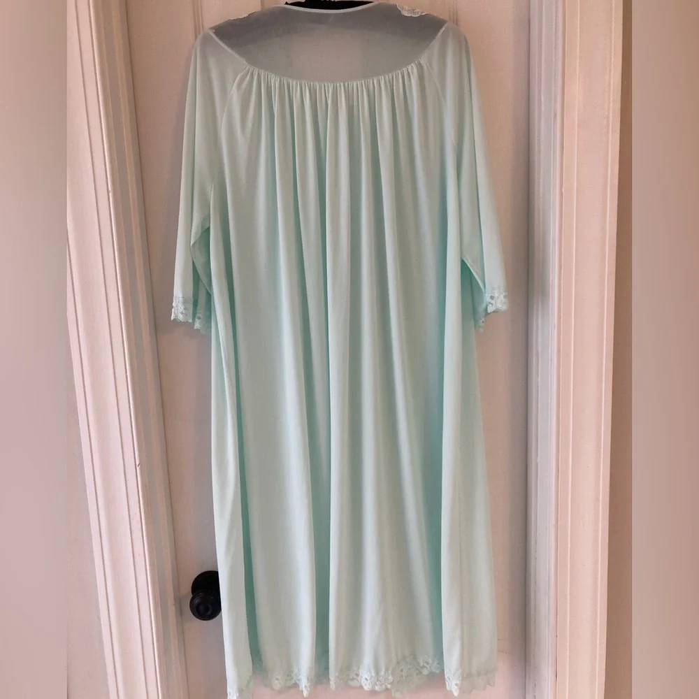 Vintage Shadowline Robe Mint Green with Pink Rose Appliqué Size L